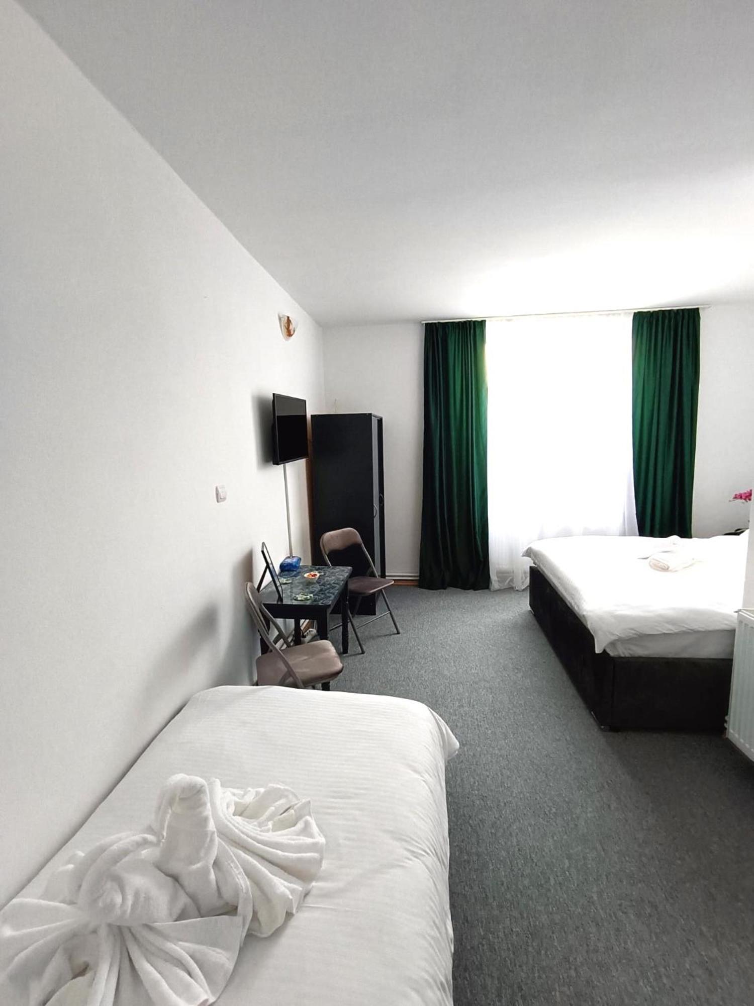 Apartmán Chic Boutique Dumbrava Sibiu Exteriér fotografie